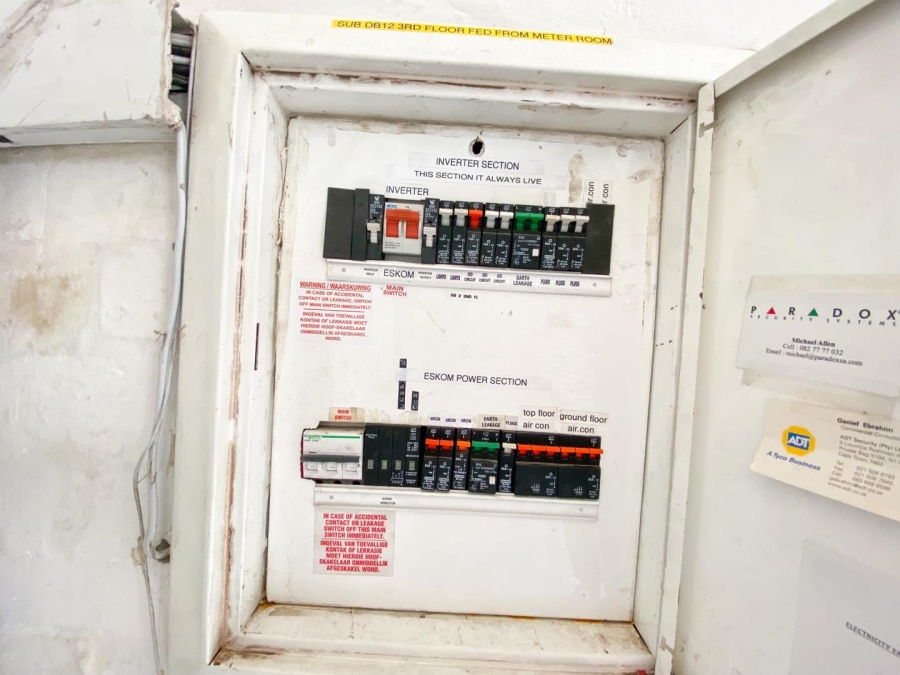 To Let commercial Property for Rent in Zonnebloem Western Cape